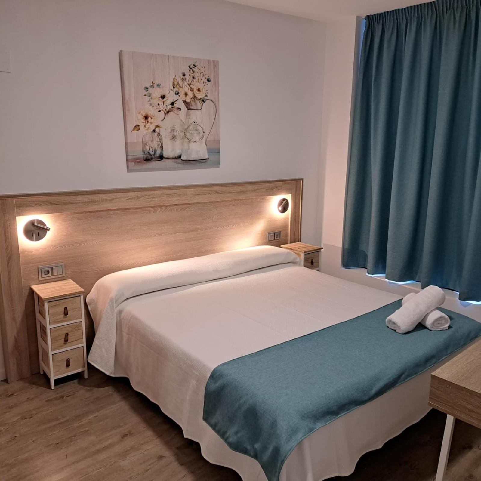 Apartamentos Turisticos Avila Puerta Del Carmen 0-3 Eksteriør billede