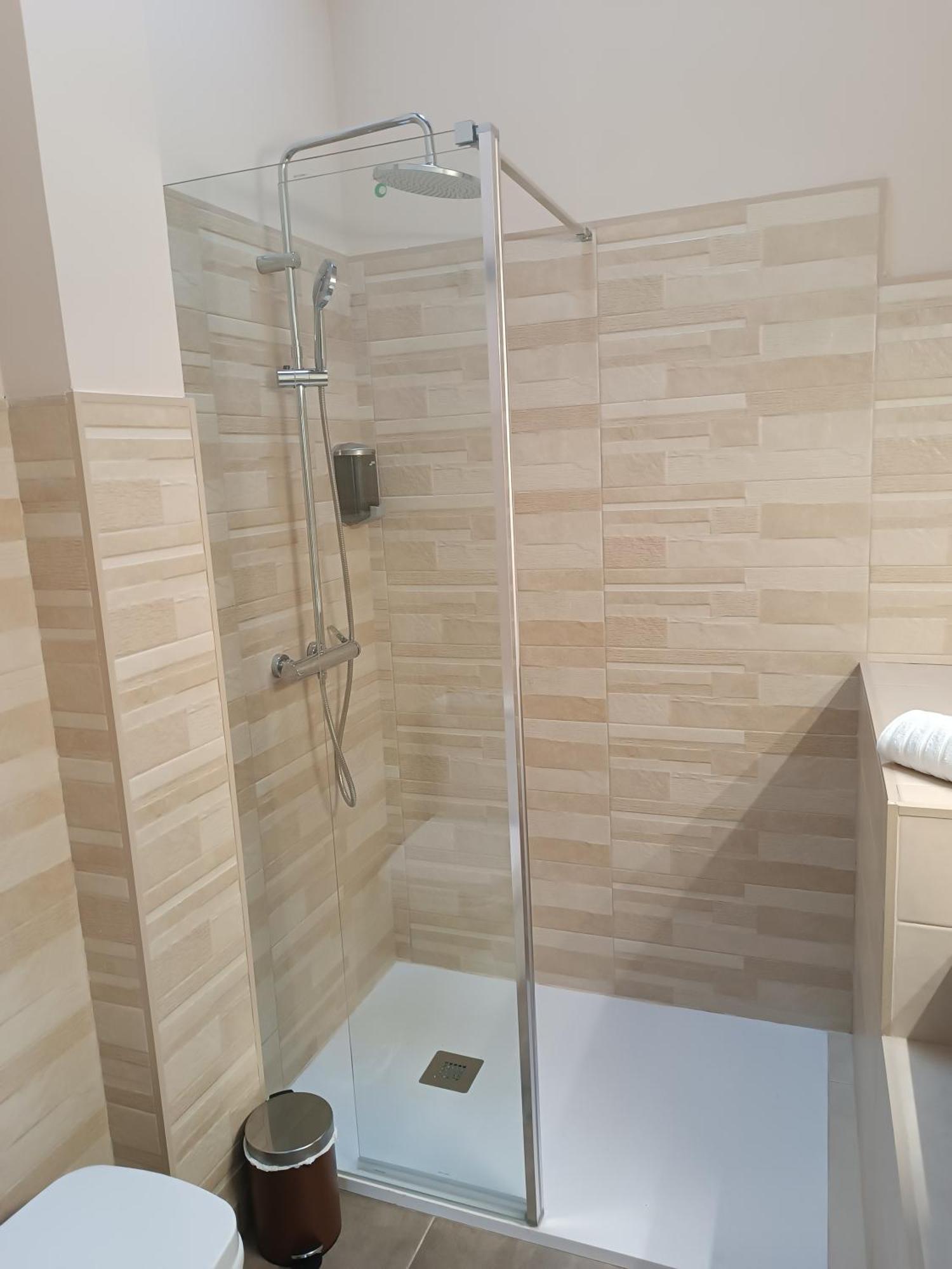 Apartamentos Turisticos Avila Puerta Del Carmen 0-3 Eksteriør billede