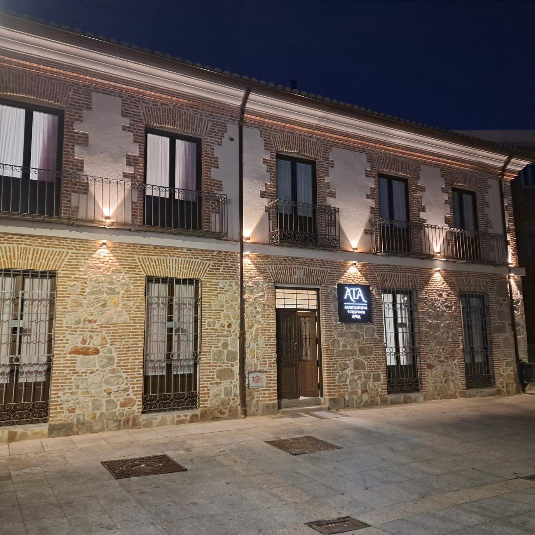 Apartamentos Turisticos Avila Puerta Del Carmen 0-3 Eksteriør billede